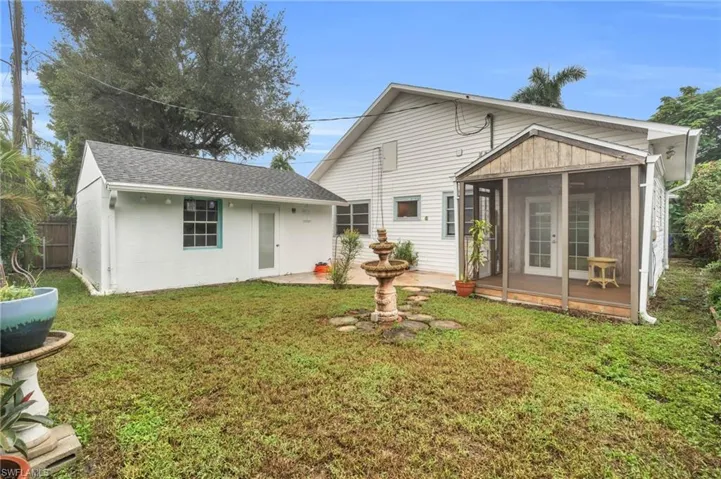 2928  Nelson  ST, Fort Myers, FL 33901