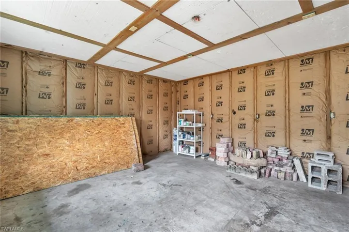 2928  Nelson  ST, Fort Myers, FL 33901