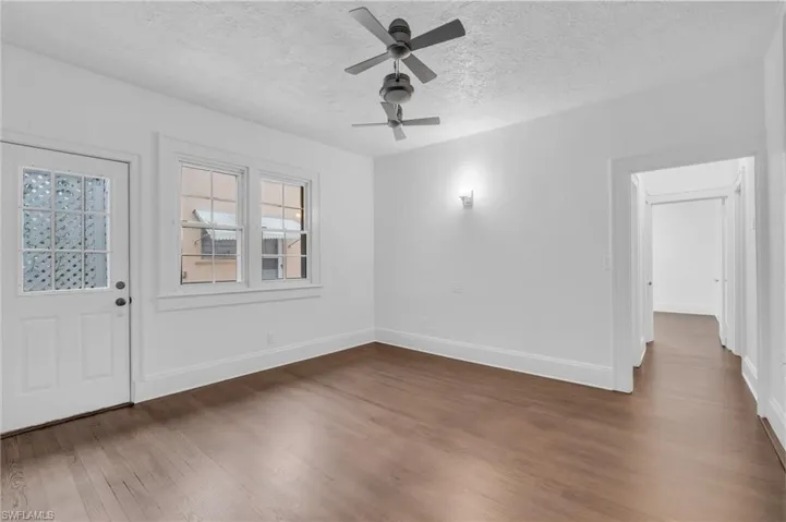 2928  Nelson  ST, Fort Myers, FL 33901