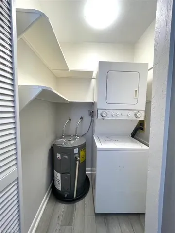 Upper Unit 13413 Laundry