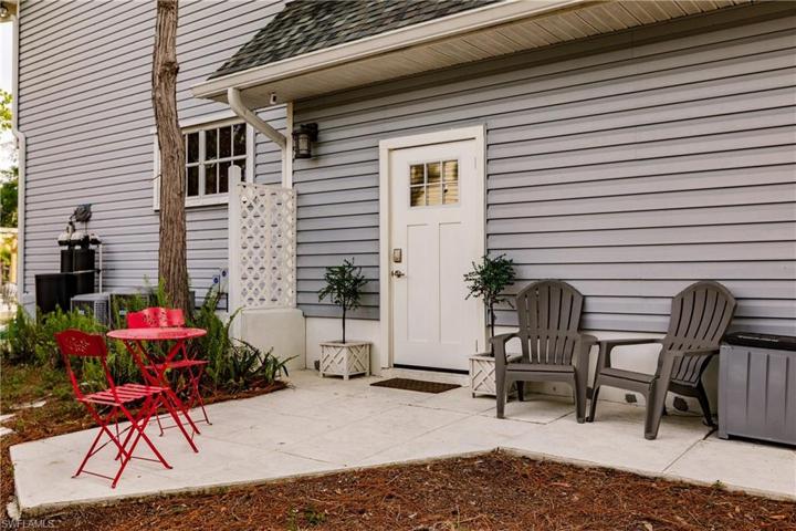 Private Entrance for Mother-In-Law Suite