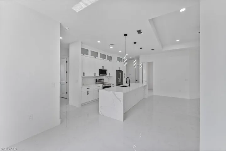 811 Rush Ave, Lehigh Acres, Florida 33972