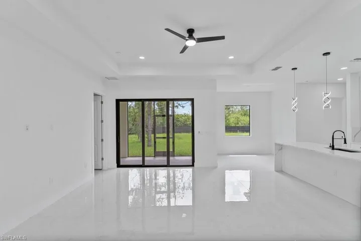 811 Rush Ave, Lehigh Acres, Florida 33972