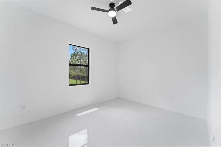 811 Rush Ave, Lehigh Acres, Florida 33972