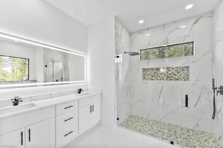 811 Rush Ave, Lehigh Acres, Florida 33972