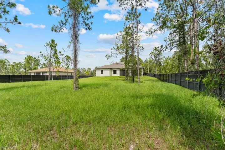 811 Rush Ave, Lehigh Acres, Florida 33972