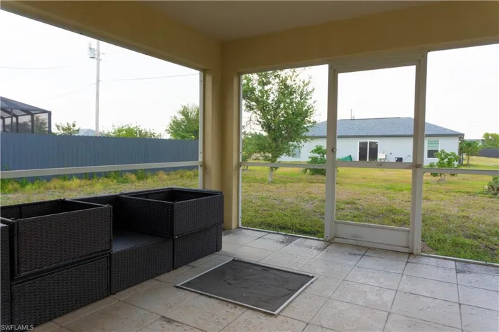 203 SW 10th  PL, Cape Coral, FL 33991