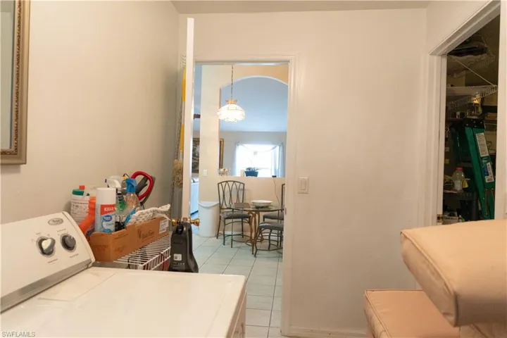 203 SW 10th  PL, Cape Coral, FL 33991