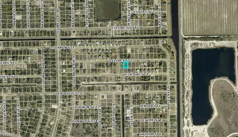 1236 Delores St E, Lehigh Acres, Florida 33974