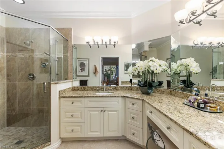 5624  Whisperwood  BLVD, Naples, FL 34110