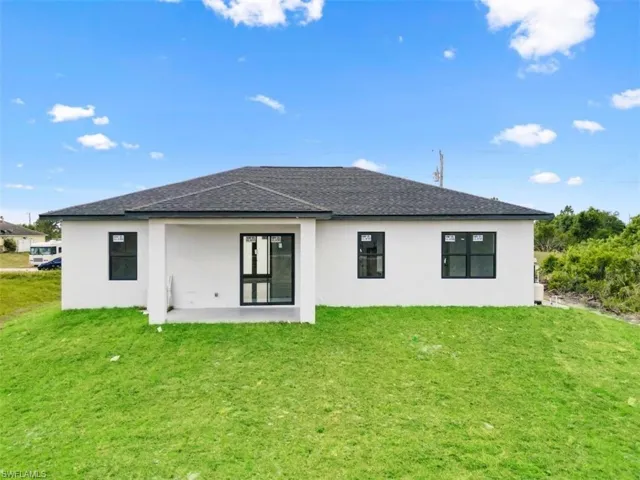 1705  Xelda N AVE, Lehigh Acres, FL 33971