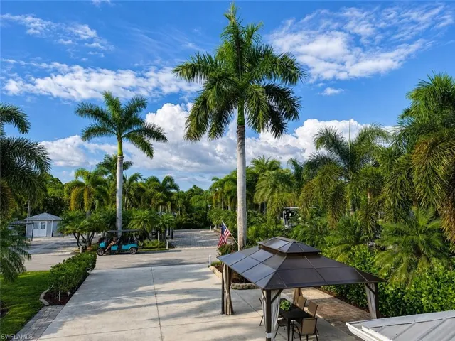 10080 Stonewood Dr, Fort Myers, Florida 33905