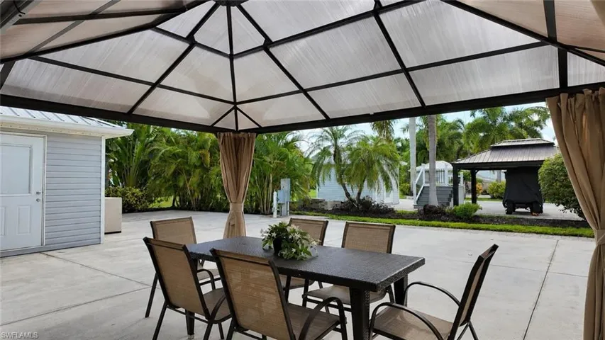 10080 Stonewood Dr, Fort Myers, Florida 33905