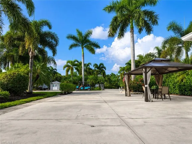 10080 Stonewood Dr, Fort Myers, Florida 33905