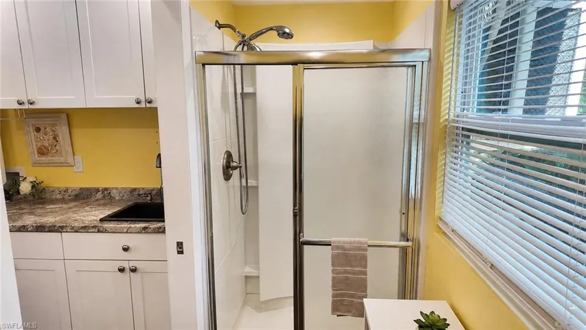10080 Stonewood Dr, Fort Myers, Florida 33905