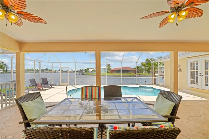 102 Sw 9th St, Cape Coral, Florida 33991