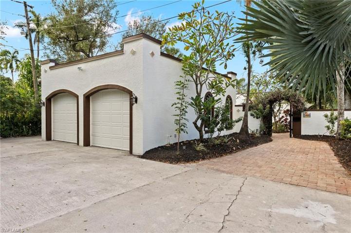 Large Detached Garage