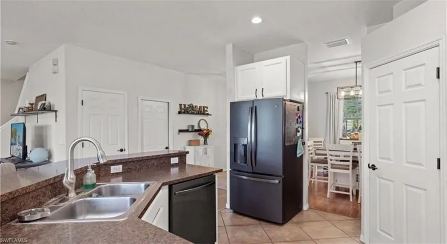 321 Shadow Lakes Dr, Lehigh Acres, Florida 33974