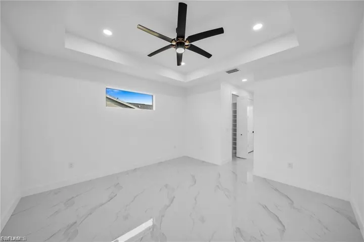427 Sw 21st Ter, Cape Coral, Florida 33991