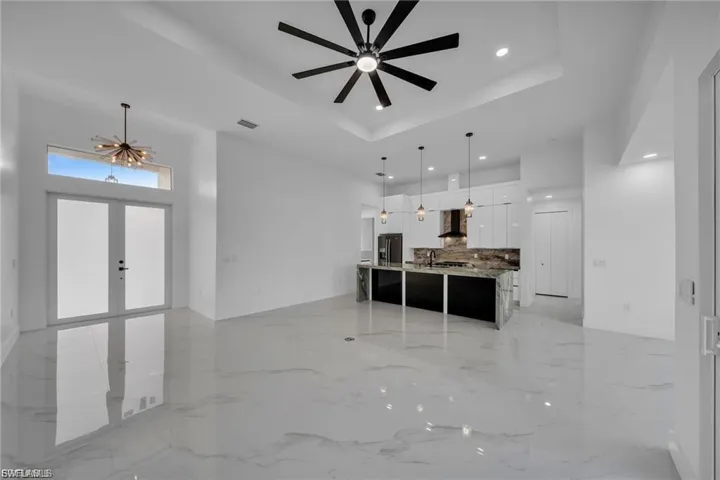 427 Sw 21st Ter, Cape Coral, Florida 33991