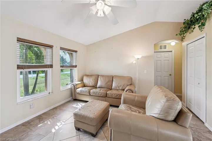 3055 NW Juanita  PL, Cape Coral, FL 33993