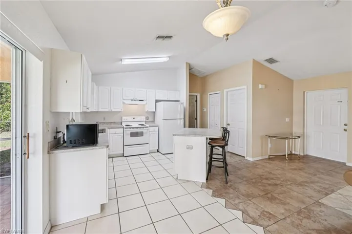 3055 NW Juanita  PL, Cape Coral, FL 33993