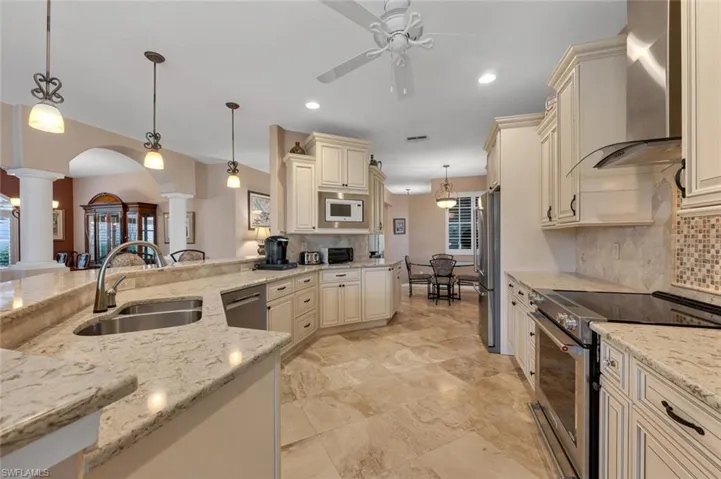 12031  Fairway Pointe  LN, Fort Myers, FL 33913