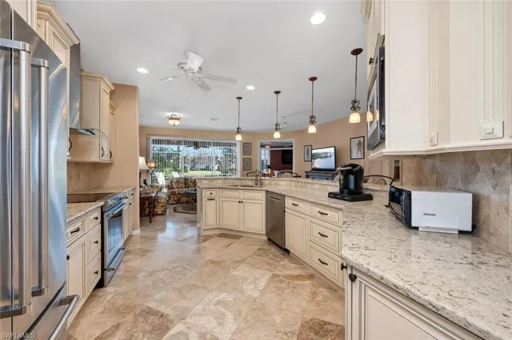 12031  Fairway Pointe  LN, Fort Myers, FL 33913