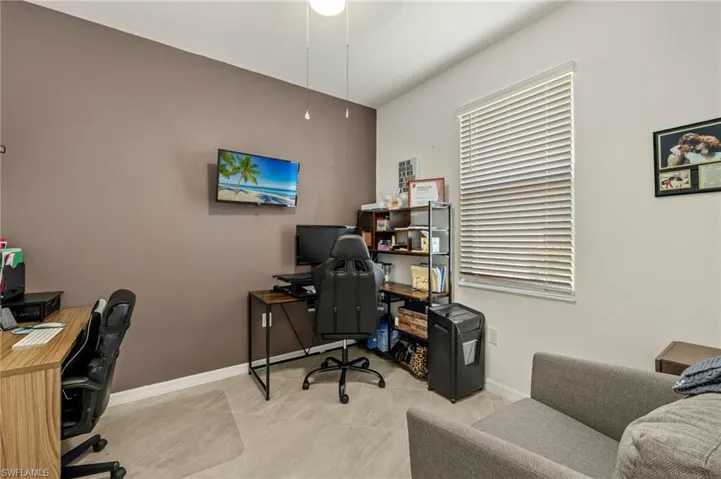 Office area with baseboards