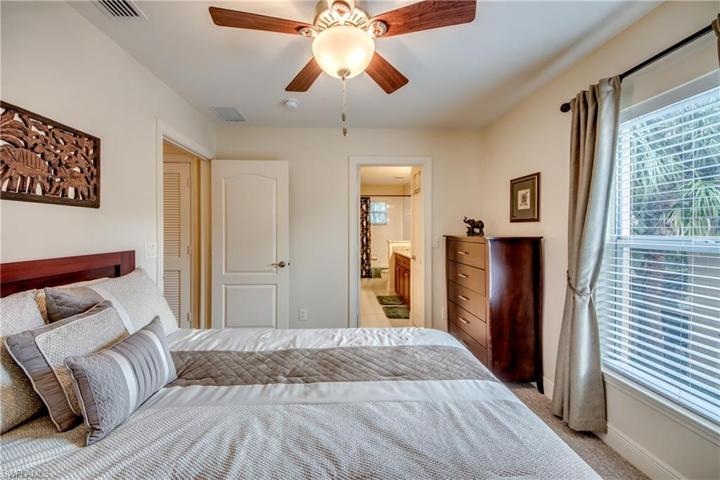 Guest bedroom #1 with access to Jack & Jill bathroom