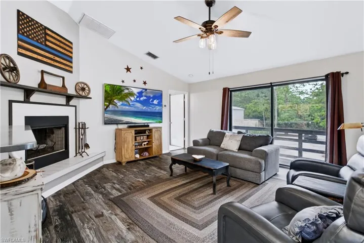 5710 Autumn Oaks Ln, Naples, Florida 34119