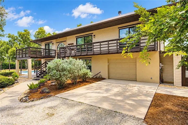 5710 Autumn Oaks Ln, Naples, Florida 34119