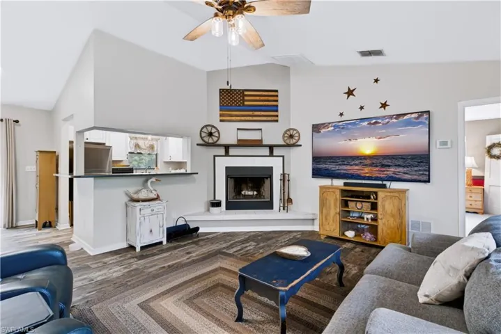 5710 Autumn Oaks Ln, Naples, Florida 34119