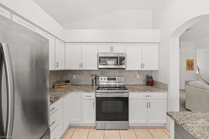 23039  Lone Oak  DR, Estero, FL 33928