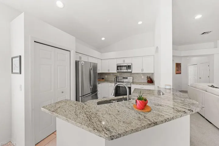 23039  Lone Oak  DR, Estero, FL 33928