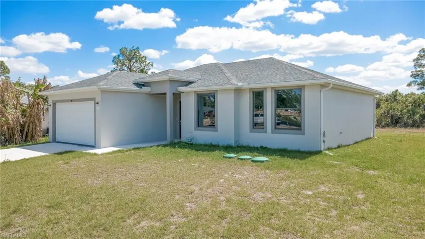 1134 Cumming St E, Lehigh Acres, Florida 33974