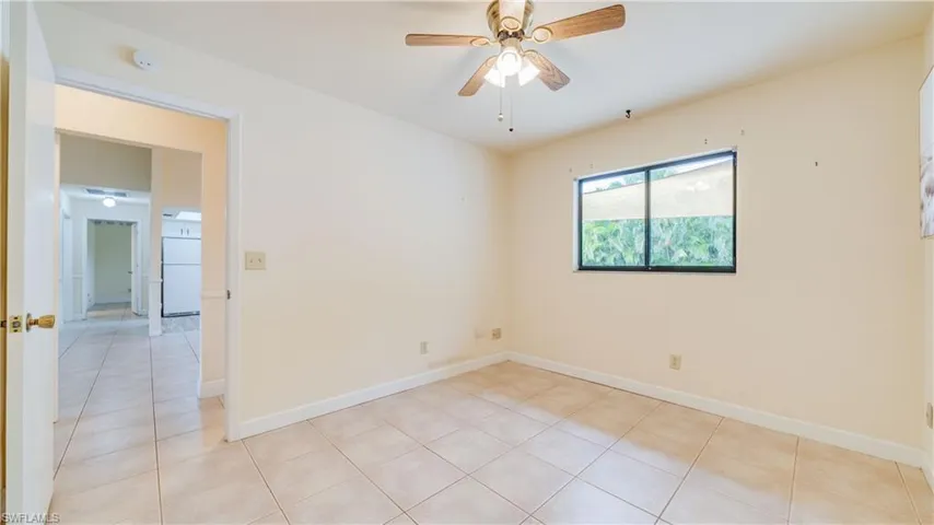 Split Floor Plan - Yes