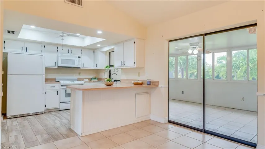 Sliders Leading to the Oversized Florida Room
