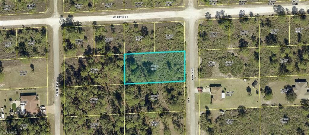 1717  Oak  AVE, LEHIGH ACRES, FL 33972