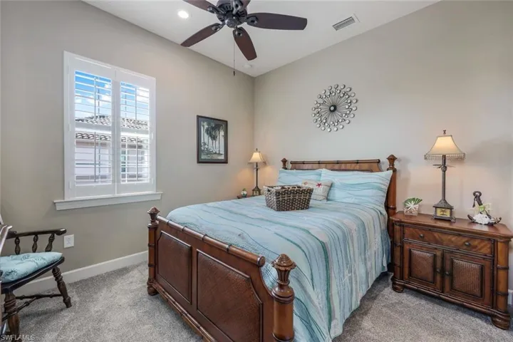 8839 Nautical Landing CIR # 201, NAPLES FL 34120