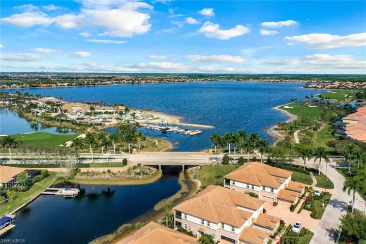8839 Nautical Landing CIR # 201, NAPLES FL 34120