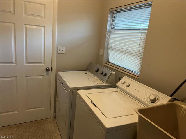 1003 Wisconsin DR, NAPLES FL 34103