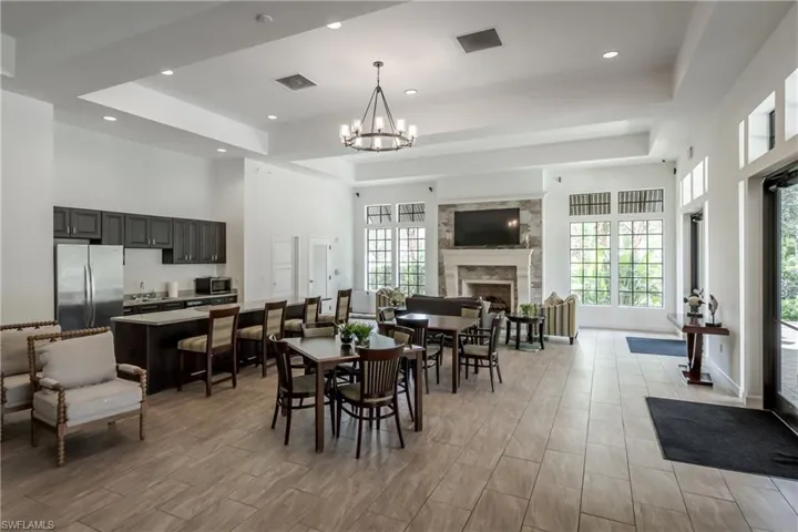 4664 Abaca Cir, Naples, Florida 34119
