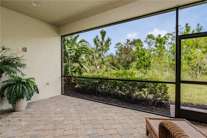 4664 Abaca Cir, Naples, Florida 34119