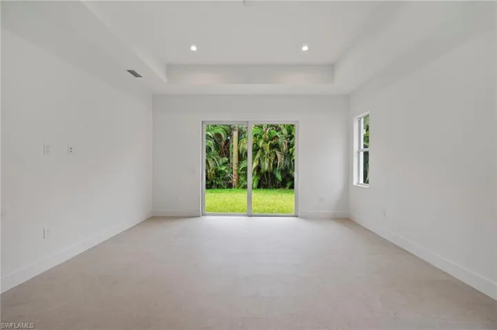 MASTER BEDROOM