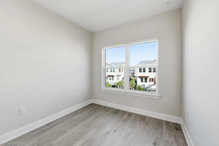 1620 Seahaven Unit 404 ~ Ready Now