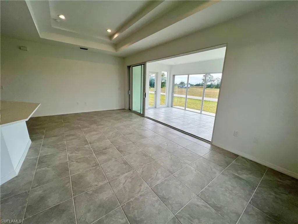 630 Falls LN, Lehigh Acres, FL 33974,2025000395