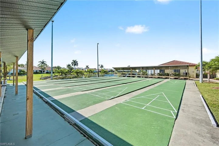 Surrounding community featuring shuffleboard