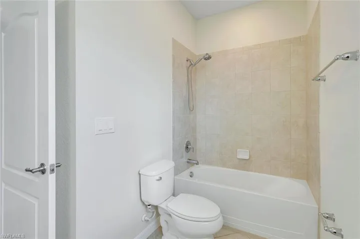 Guest Bathroom - Downstairs