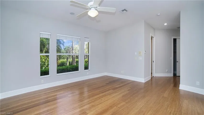 3145  Terramar  DR, Naples, FL 34119